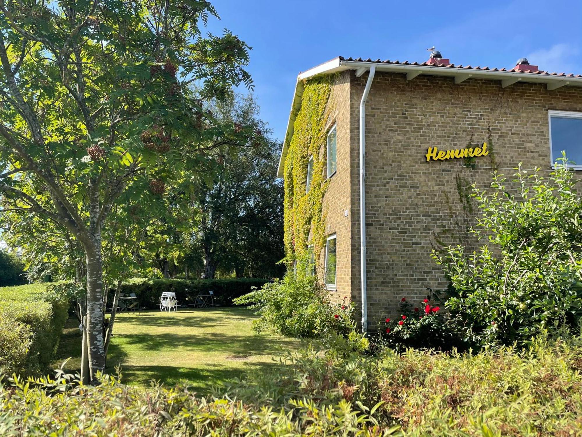 Hemmet Simrishamns Vandrarhem Och B&B Luaran gambar
